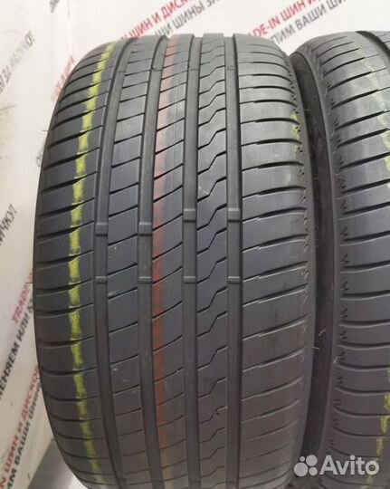 Firestone Roadhawk 245/40 R18 97Y
