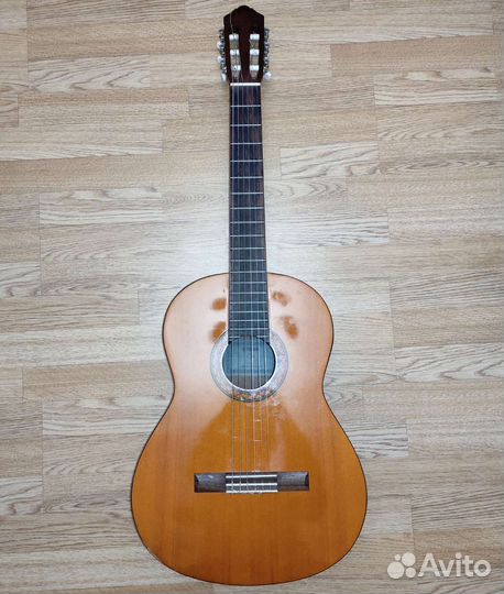 Гитара Yamaha c40