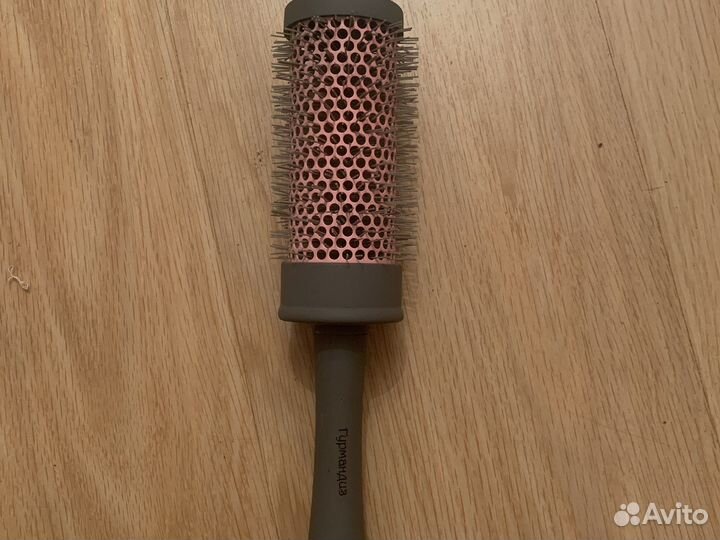 Расческа для укладки, брашинг