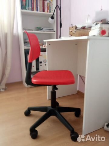Стул для письменного стола.икея