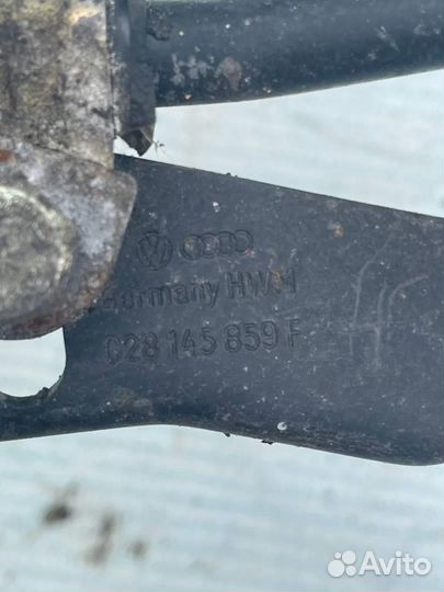 Трубка масляная 028145771BF