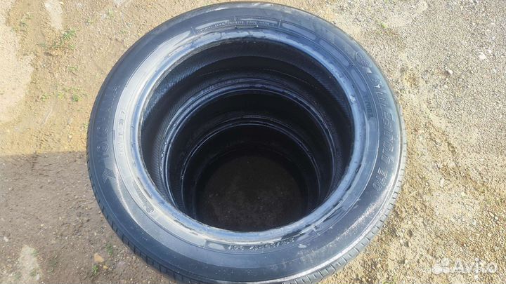 Yokohama BluEarth E70 215/55 R17 94V