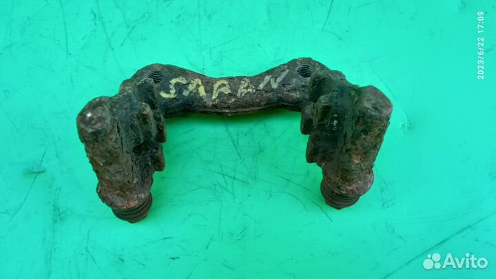 Скоба суппорта заднего для Volkswagen Sharan