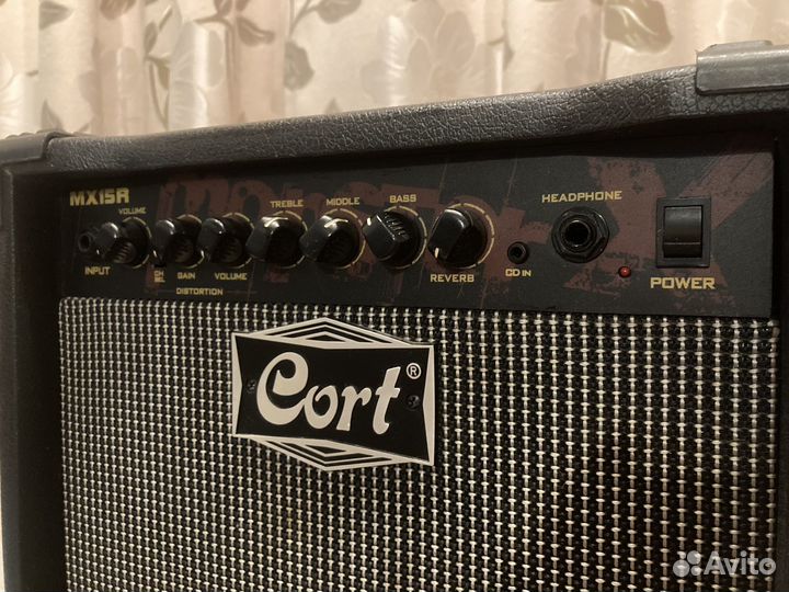 Комбоусилитель Cort MX15r
