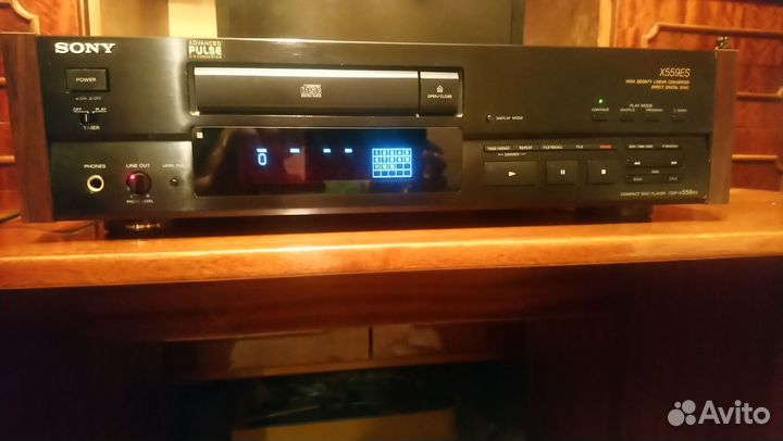 Sony cdp-x559es