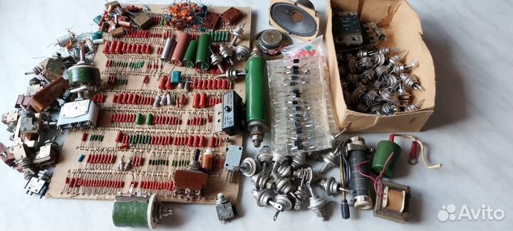 Радиодетали СССР (диод, резистор, конденсатор итд)