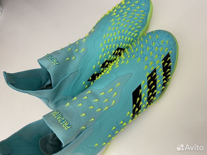 Бутсы adidas predator