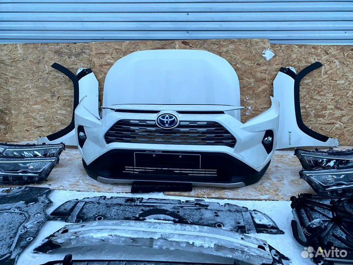 Toyota Rav 4 XA50 Ноускат Передняя часть авто