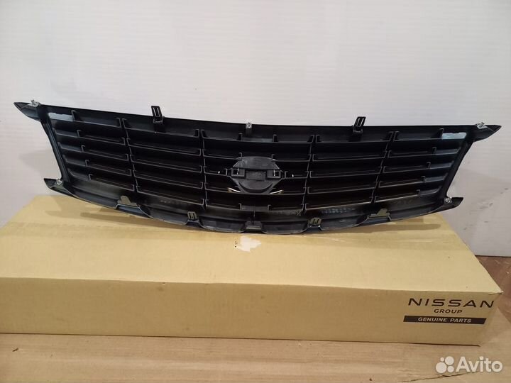 Решетка радиатора Infiniti G25 G37