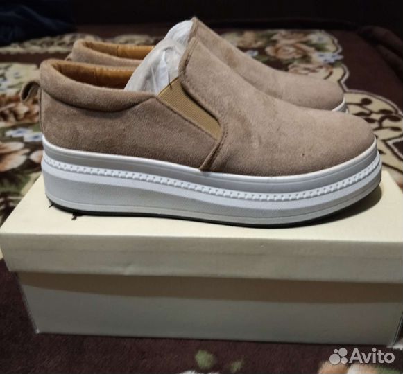 Обувь женская 37 размер новая