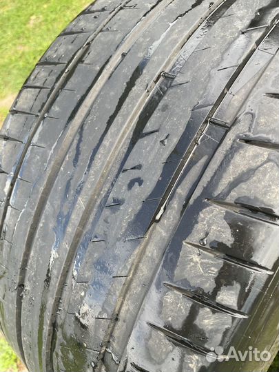 Michelin Pilot Sport 4 S 285/40 R22 и 325/35 R22