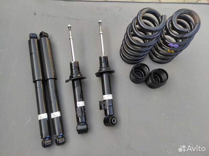 Митсубиси л200 2018 Пружины, аморты, рычаги,шаров