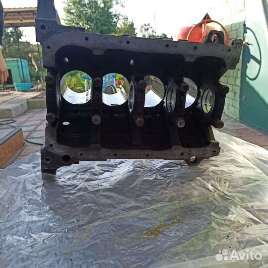 Блок двигателя G4EC