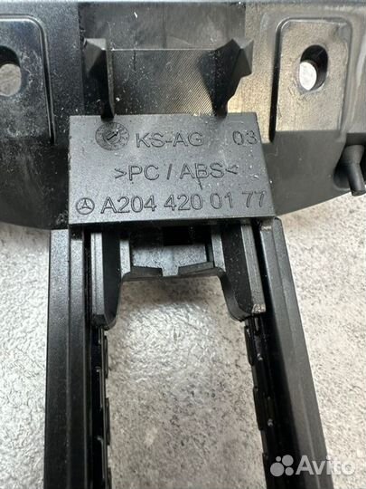 Рычаг стояночного тормоза Mercedes-Benz Glk300