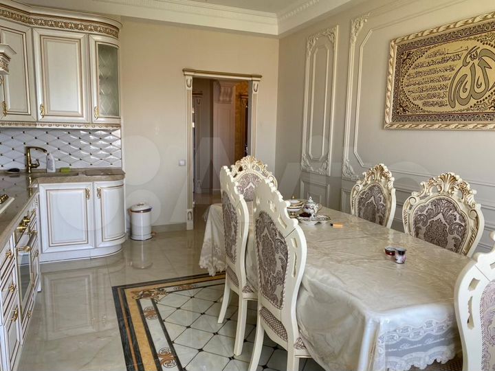 2-к. квартира, 92 м², 4/6 эт.