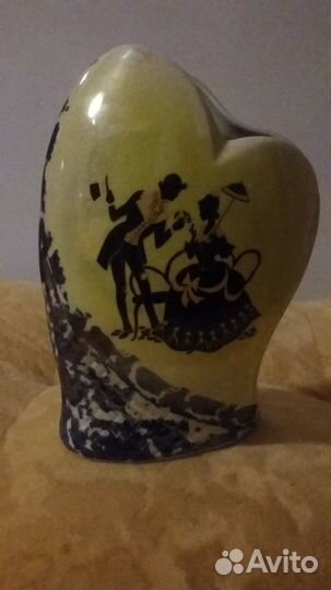 Керамическая ваза