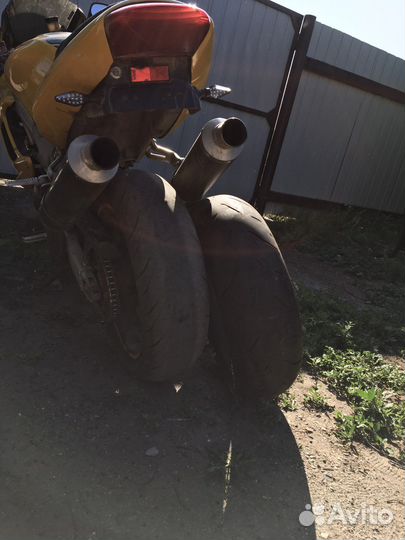 Honda VTR 1000F