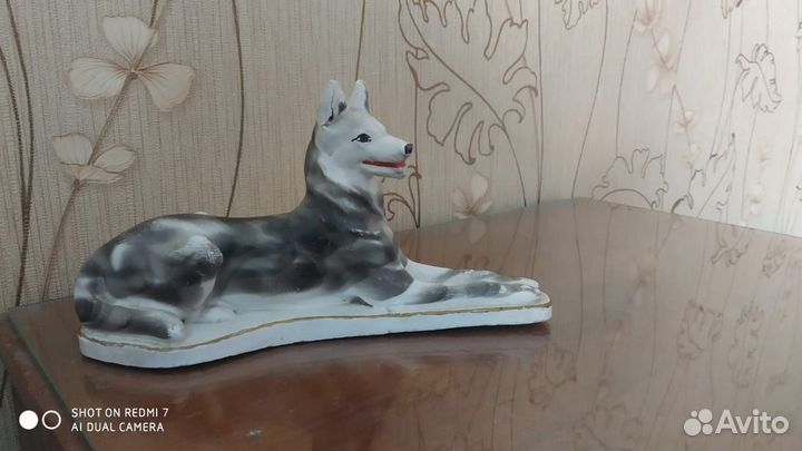 Фигурка собаки