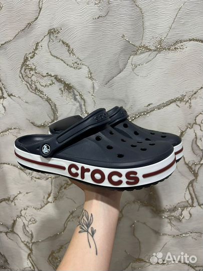 Шлепанцы crocs