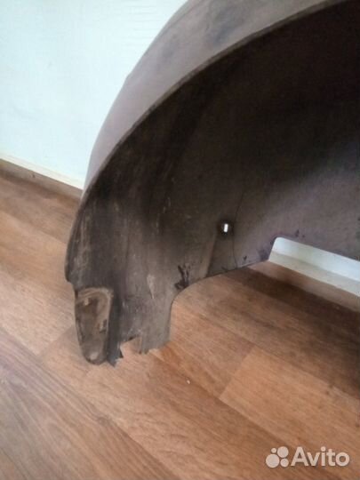 Подкрылок (локер) задний левый Volkswagen Passat