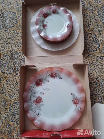 Набор тарелок