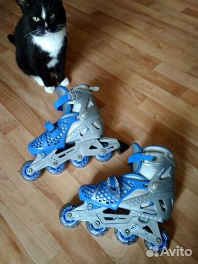 Ролики, мяч футбольный, Обруч