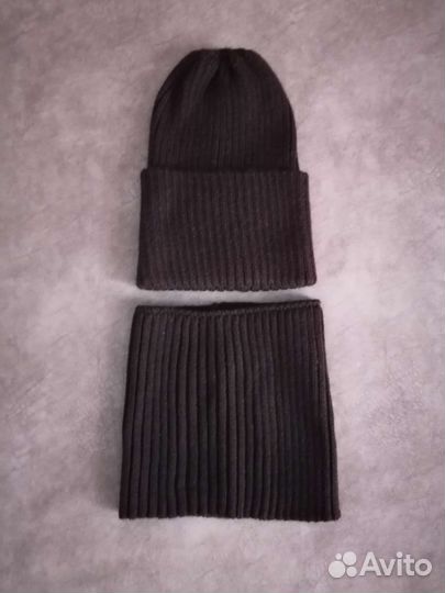 Комплект шапка и снуд