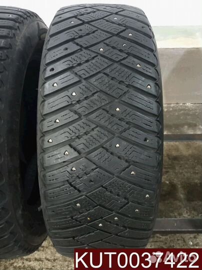 Goodyear Ultragrip Ice Arctic 205/60 R16 107U