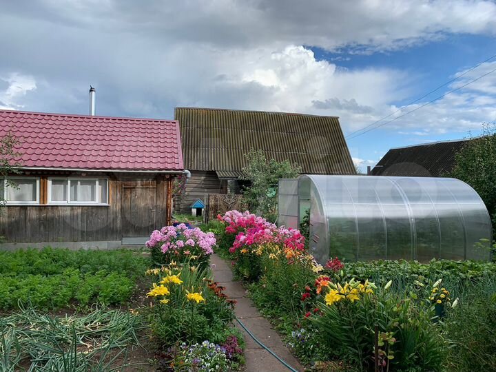 Дом 67,3 м² на участке 6 сот.