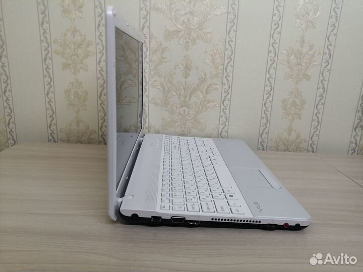 Ноутбук Sony Vaio 15.6 / Windows 10