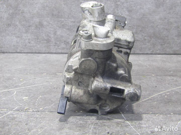 Компрессор кондиционера Audi A4 B8 (2007 - 2012)