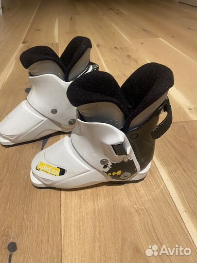 Горнолыжные ботинки детские