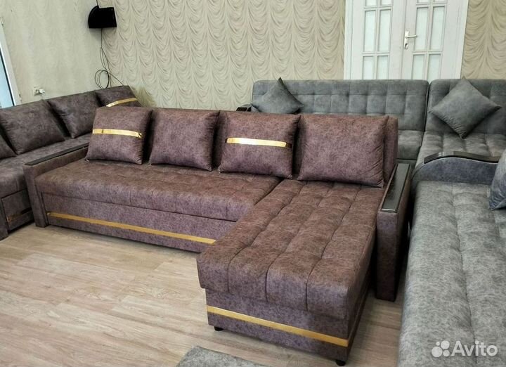 Диван угловой в наличии