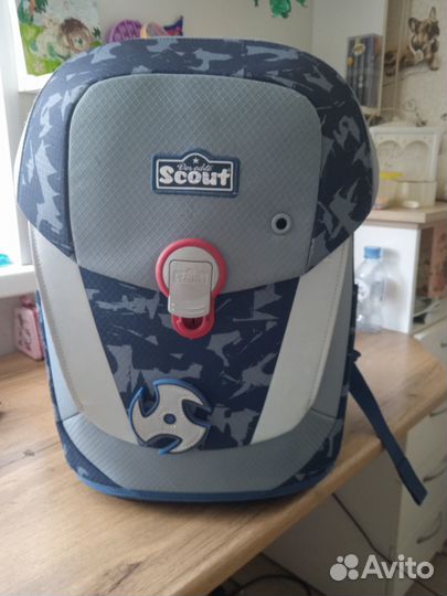 Ранец для первоклассника