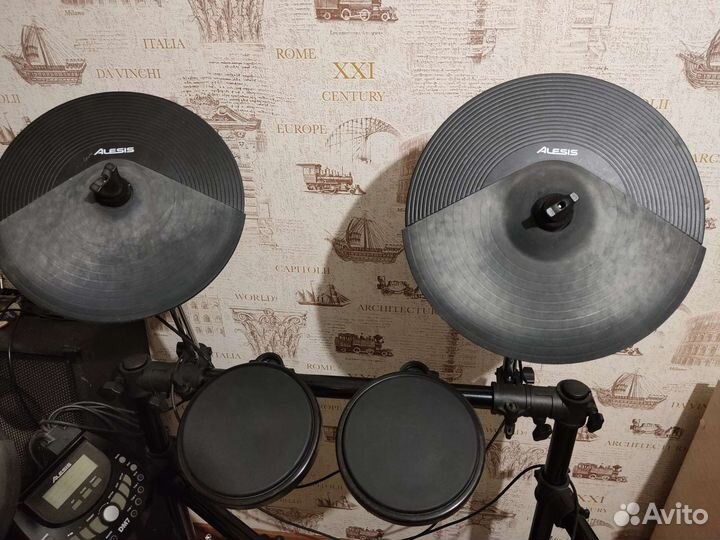 Электронные ударные Alesis DM7 в аренду