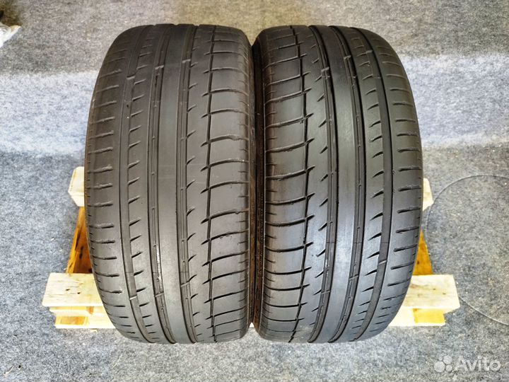 Triangle Sports TH201 255/30 R22 95Y