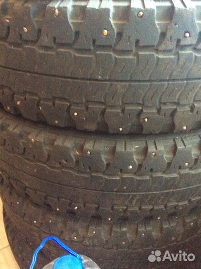 Brasa C900 185/75 R16 82