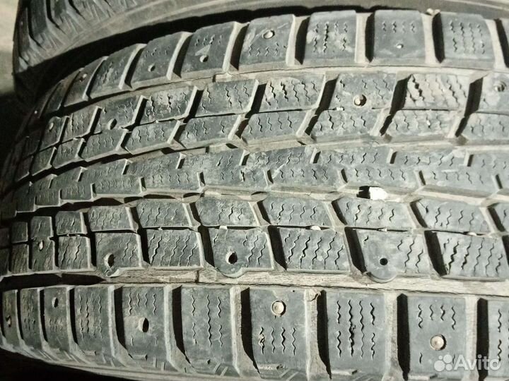 Dunlop Axiom Plus 225/65 R17