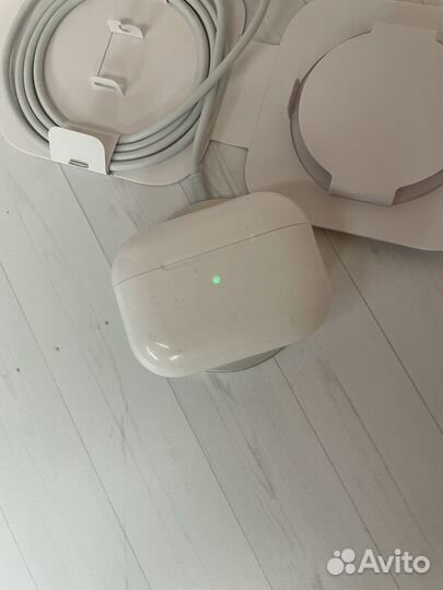 Беспроводная зарядка для iPhone magsafe новая