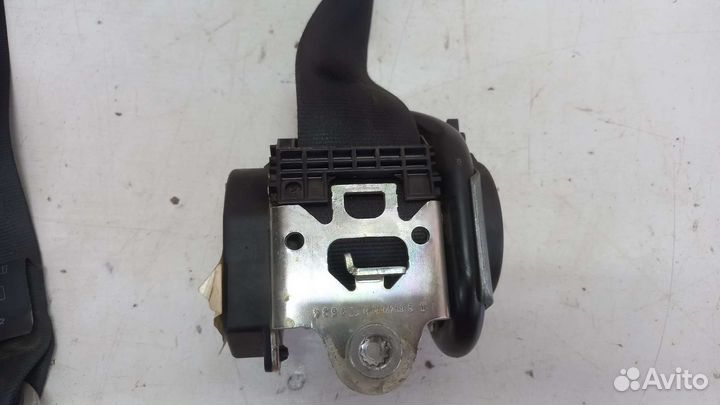 Ремень безопасности передний правыйSkoda OctaviaA5