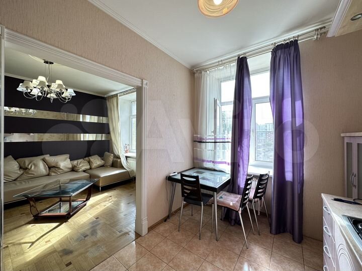 2-к. квартира, 62 м², 4/6 эт.