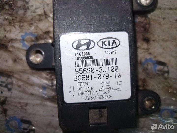 Датчик угла поворота руля Kia Rio DC A3E 2005