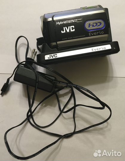Видеокамера JVC everio