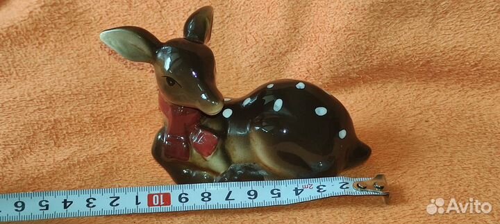 Оленёнок фарфоровая фигурка