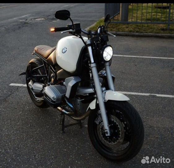 Bmw r1100 cafe racer