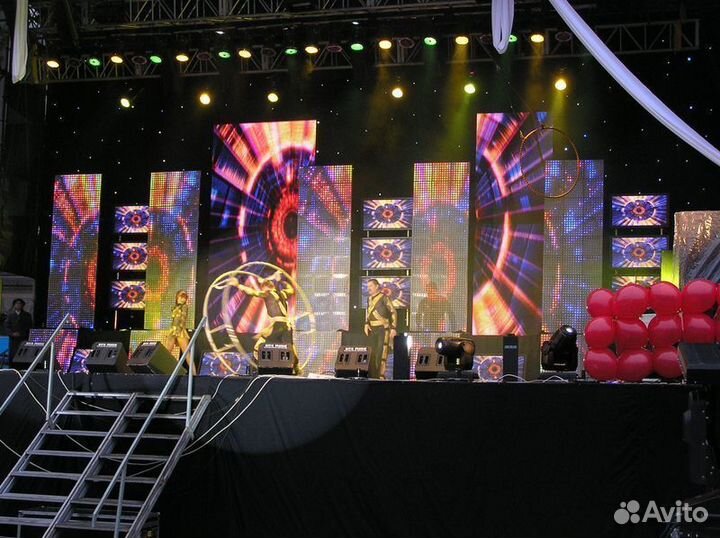 Рекламный экран с бесплатной доставкой