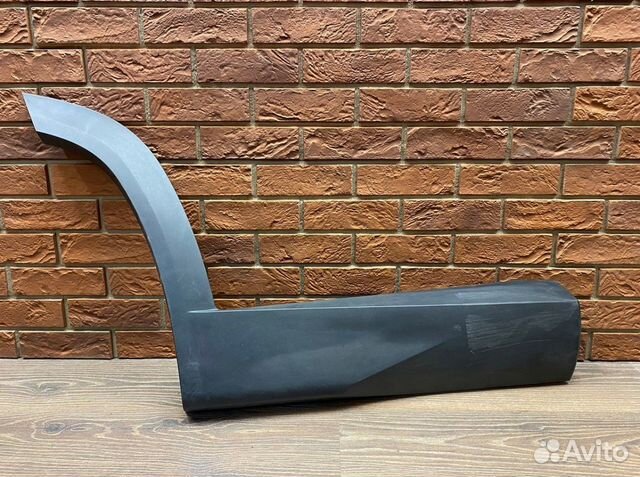 Накладка двери задней правой Hyundai Tucson 2021+