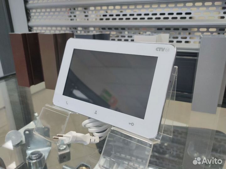 Видеодомофон CTV-iM Entry 7