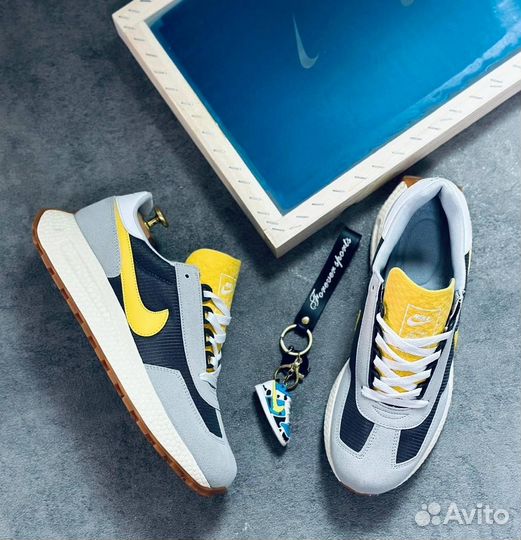 Кроссовки оптом