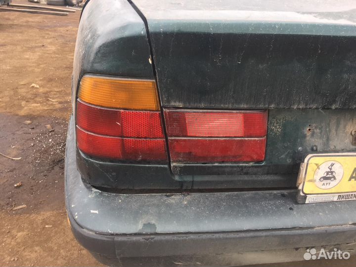 Фонарь левы в крыло bmw 5 e34 520i